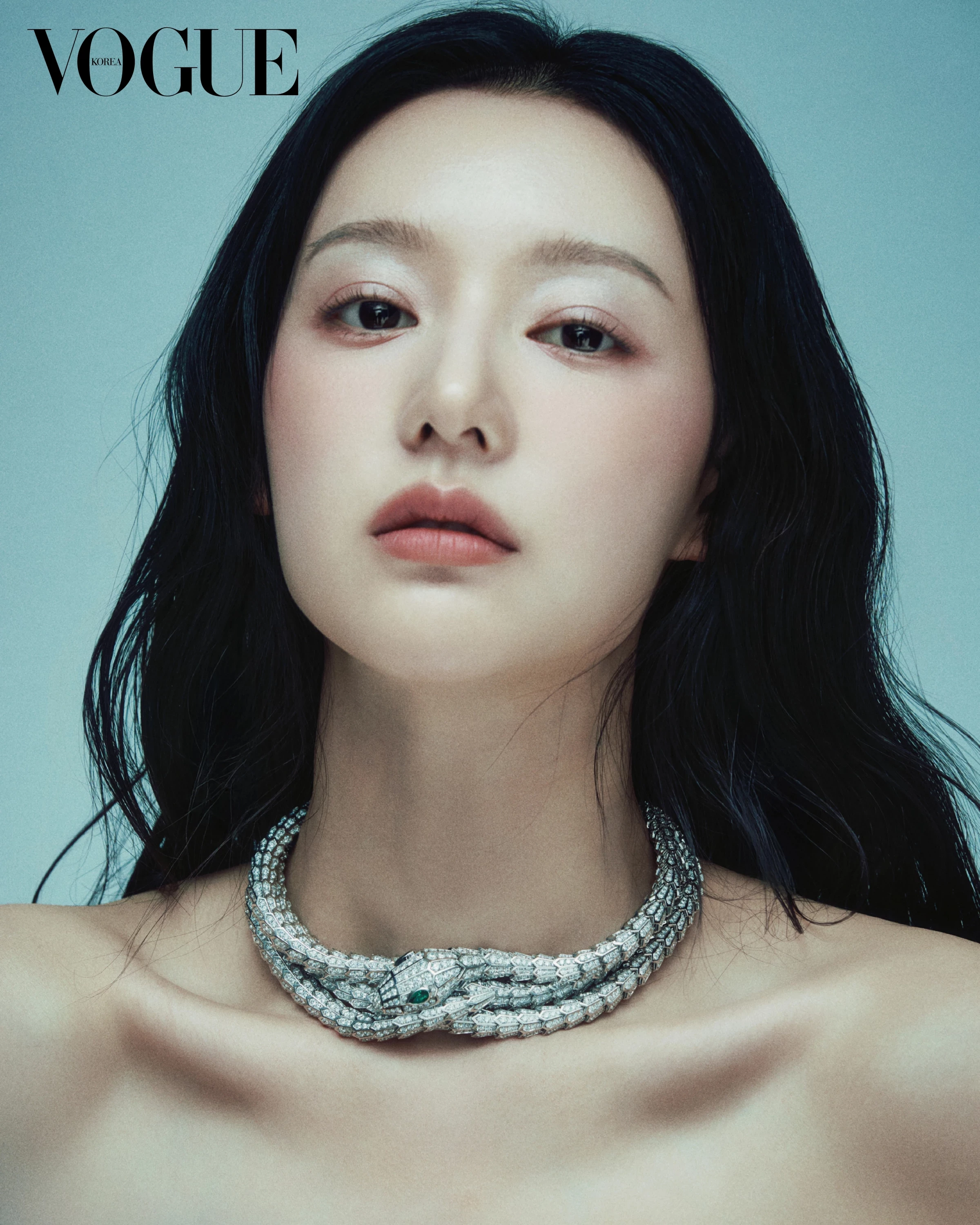 김지원[Kim Ji-won] 보그 2025 2월호 화보 고화질
